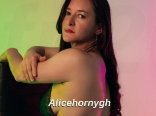 Alicehornygh