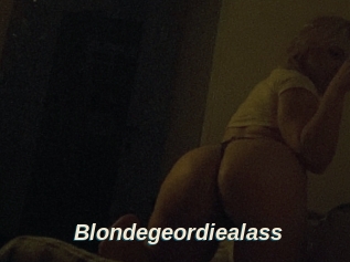 Blondegeordiealass