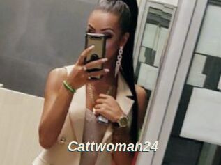 Cattwoman24