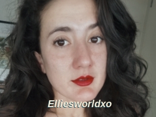 Elliesworldxo