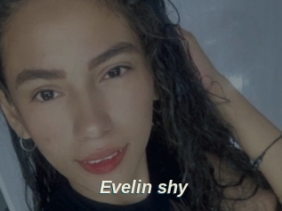 Evelin_shy
