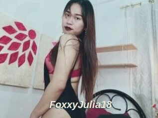 FoxxyJulia18