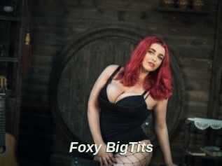 Foxy_BigTits_