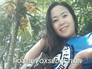 HOTTIE_FOXSEDUCTION