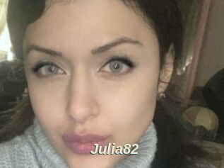 Julia82
