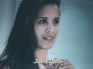 Julia_Dias