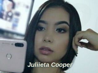Juliieta_Cooper