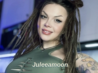 Juleeamoon