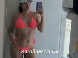 Karolineswan19