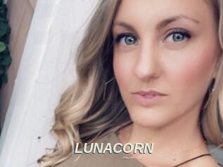 LUNACORN