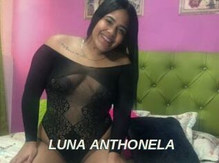 LUNA_ANTHONELA