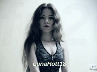 LunaHott18