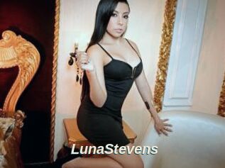 LunaStevens