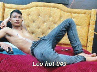 Leo_hot_049