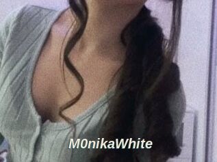 M0nikaWhite
