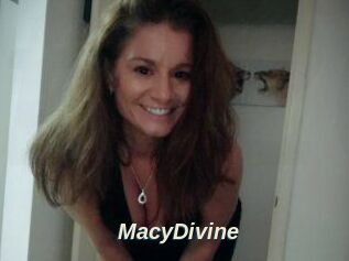 Macy_Divine