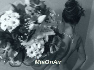 MiaOnAir