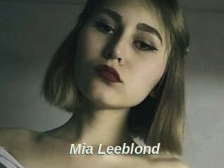 Mia_Leeblond