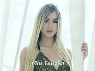 Mia_Taaylor