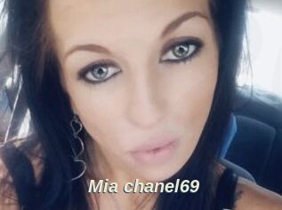 Mia_chanel69