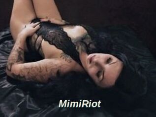 Mimi_Riot
