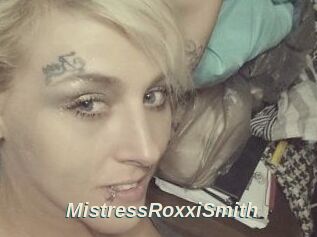 MistressRoxxiSmith