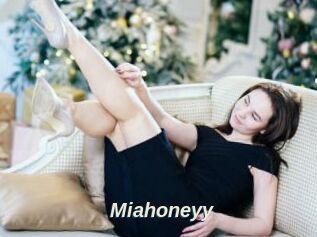 Miahoneyy
