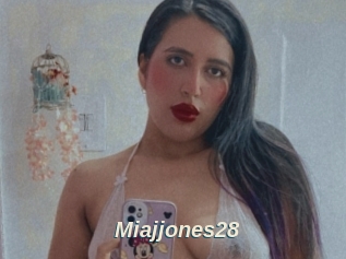 Miajjones28