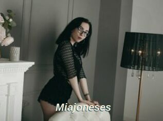 Miajoneses