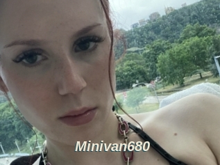 Minivan680