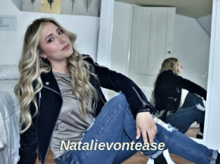 Natalievontease