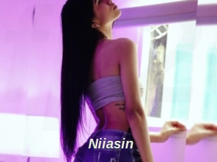 Niiasin