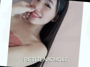 PETITENICHOLE