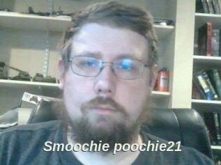 Smoochie_poochie21