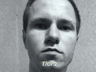 Tiors
