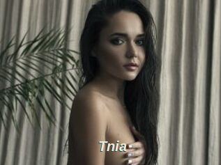 Tnia
