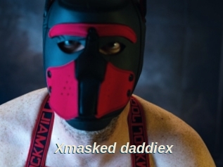 Xmasked_daddiex