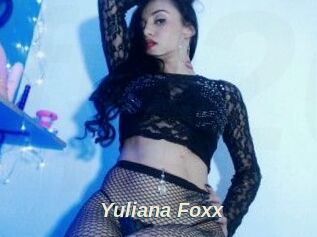 Yuliana_Foxx